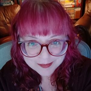 Meet your Posher, Laura